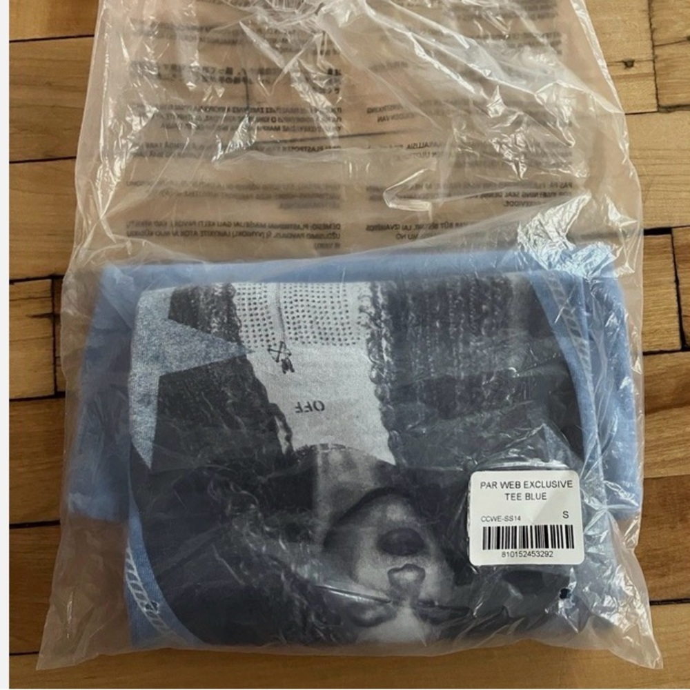 NWT Beyoncé Cowboy Carter Tour Deja Blue web exclusive Paris t-shirt - Picture 4 of 4